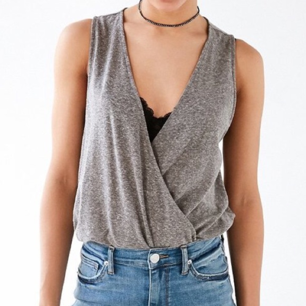🎉HP🎉 UO Silence + Noise Emlyn Surplice Tank Top